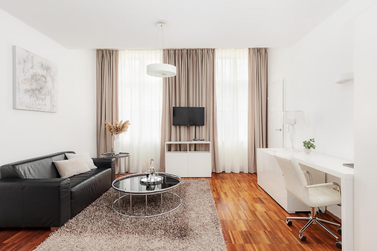 Visionapartments Marc-Aurel-Strasse - Contactless Check-In Вена Экстерьер фото